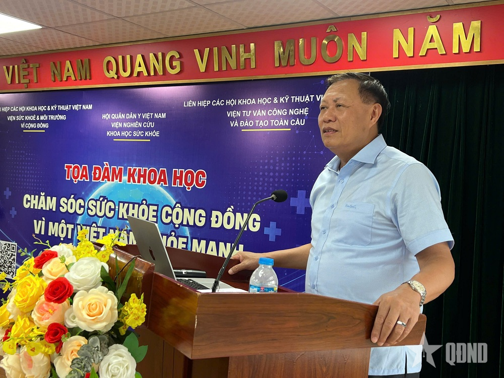 Xây dựng hệ sinh thái chăm sóc sức khỏe lấy người dân làm trung tâm